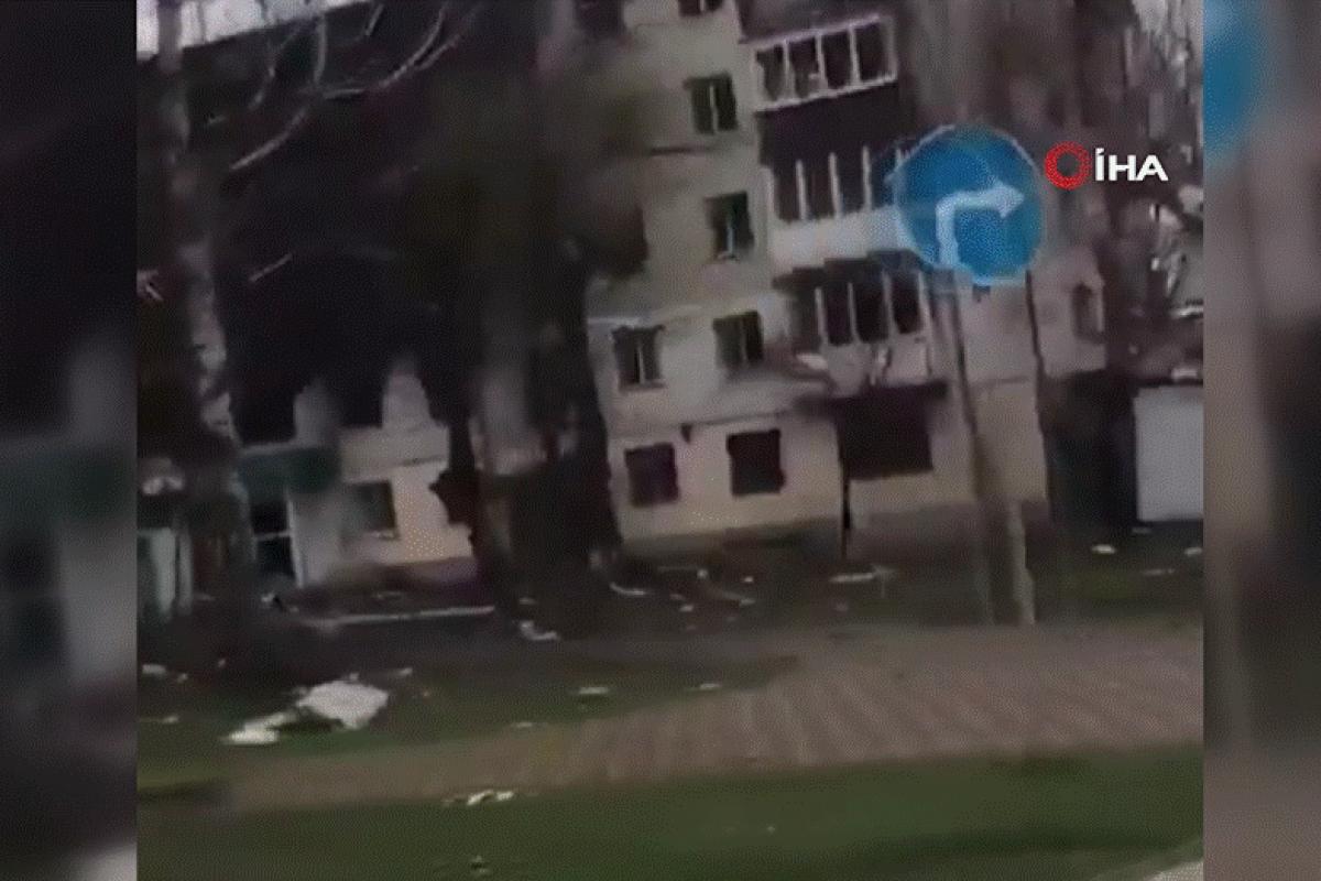 Rus askerlerinden temizlenen Borodyanka’da büyük yıkım Ukrayna'nın başkenti Kiev yakınlarındaki Borodyanka'da Rus ordusunun bıraktığı büyük yıkım