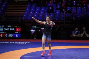 Avrupa Güreş Şampiyonası’nda kadınlar 55 kiloda bronz madalya kazanan Bediha