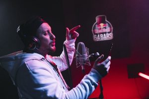 Anıl Piyancı’nın konuk olduğu Red Bull 64 Bars’ın yeni bölümü