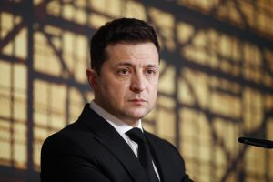 Ukrayna Devlet Başkanı Vladimir Zelenskiy, Avrupa Parlamentosu Başkanı Roberta Metsola’yı