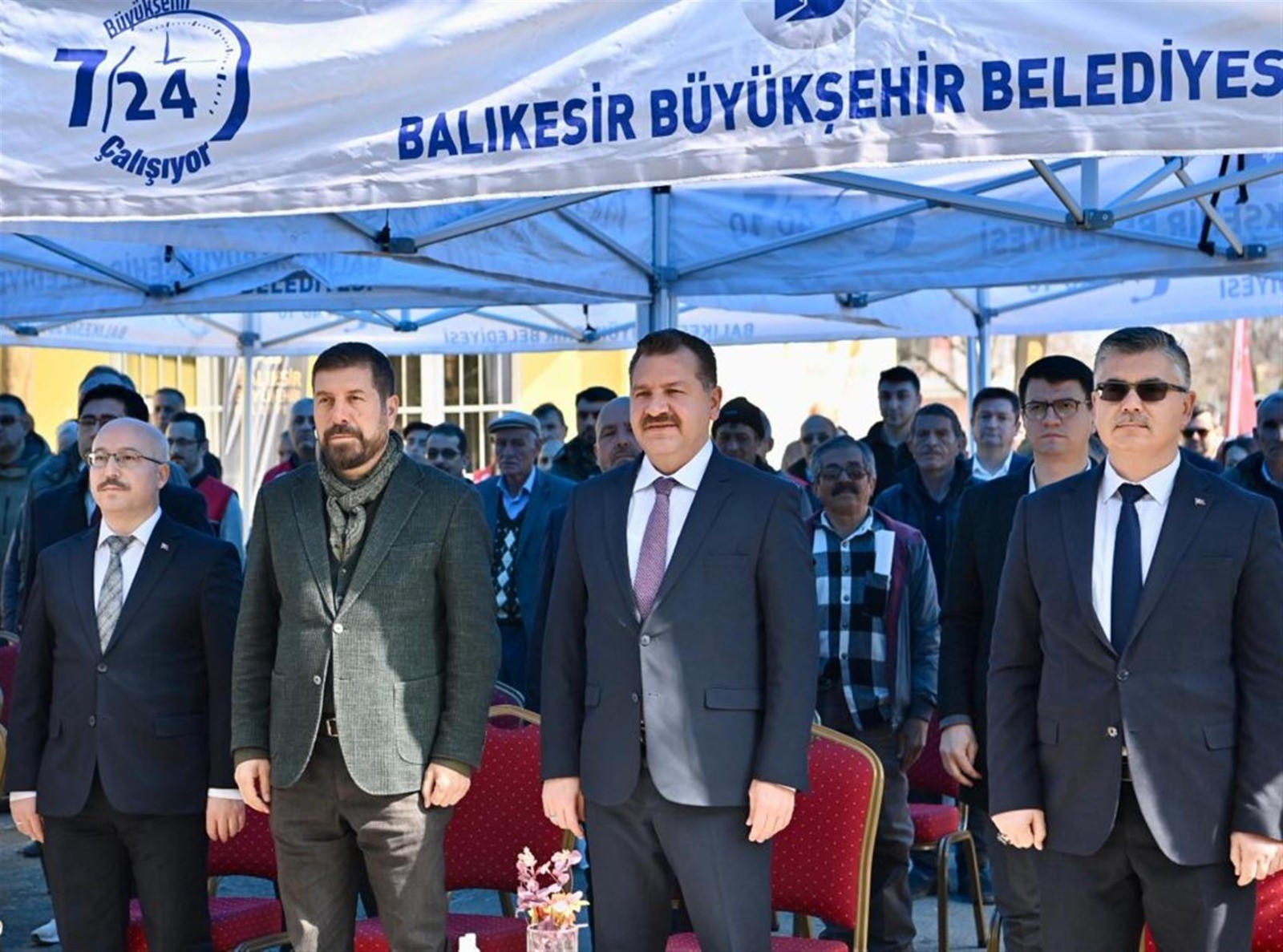Balıkesir Büyükşehir’den çiftçiye hünnap ve mürdüm eriği desteği Sındırgı’da 90 dekarlık alanda kapama bahçe uygulaması yapılması amacıyla; 40