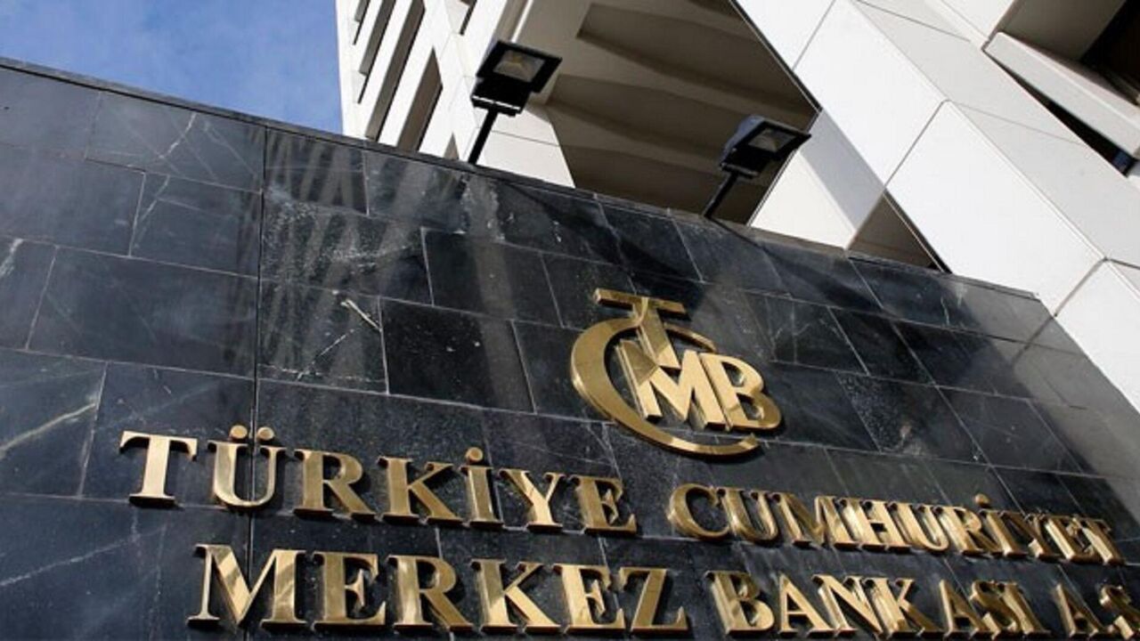 Merkez Bankası geçen yıl kurdan 328 milyar lira zarar etti.