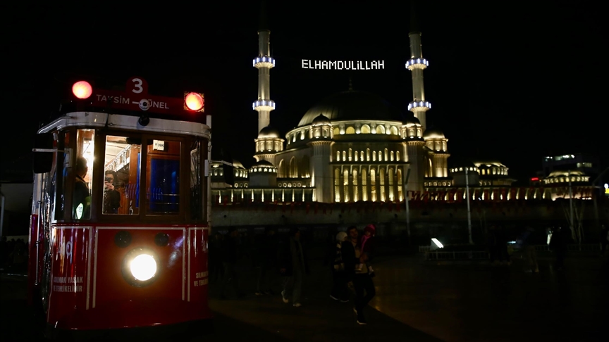 Ramazanın ilk teravih namazı bu akşam ülke genelindeki camilerde kılınacak,