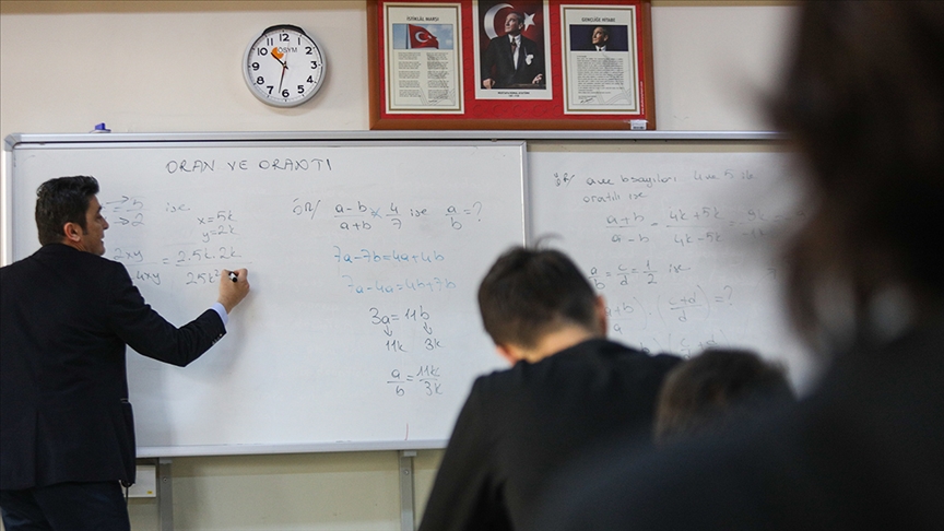 Milli Eğitim Bakanı Mahmut Özer, 45 bin yeni öğretmen ataması