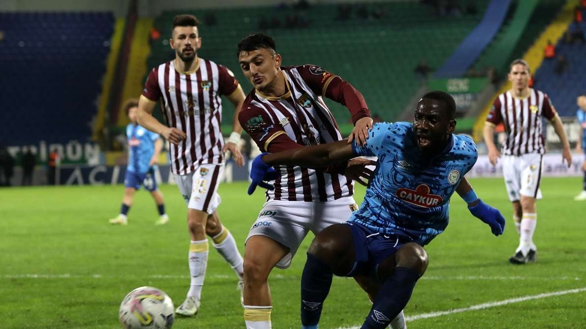 Lig’in 30. haftasında Çaykur Rizespor, sahasında karşılaştığı Bandırmaspor ile 0-0