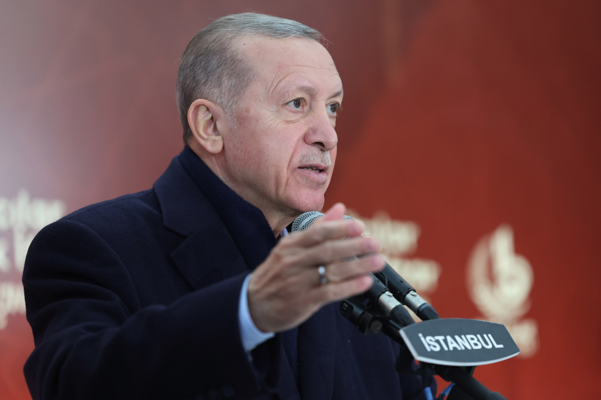 Cumhurbaşkanı Erdoğan: ‘Oy pusulasının bir yanında huzur olacak, diğer tarafında kavga olacak, kriz olacak’ Cumhurbaşkanı Recep Tayyip Erdoğan, “14 Mayıs bir dönüm noktasıdır. 14