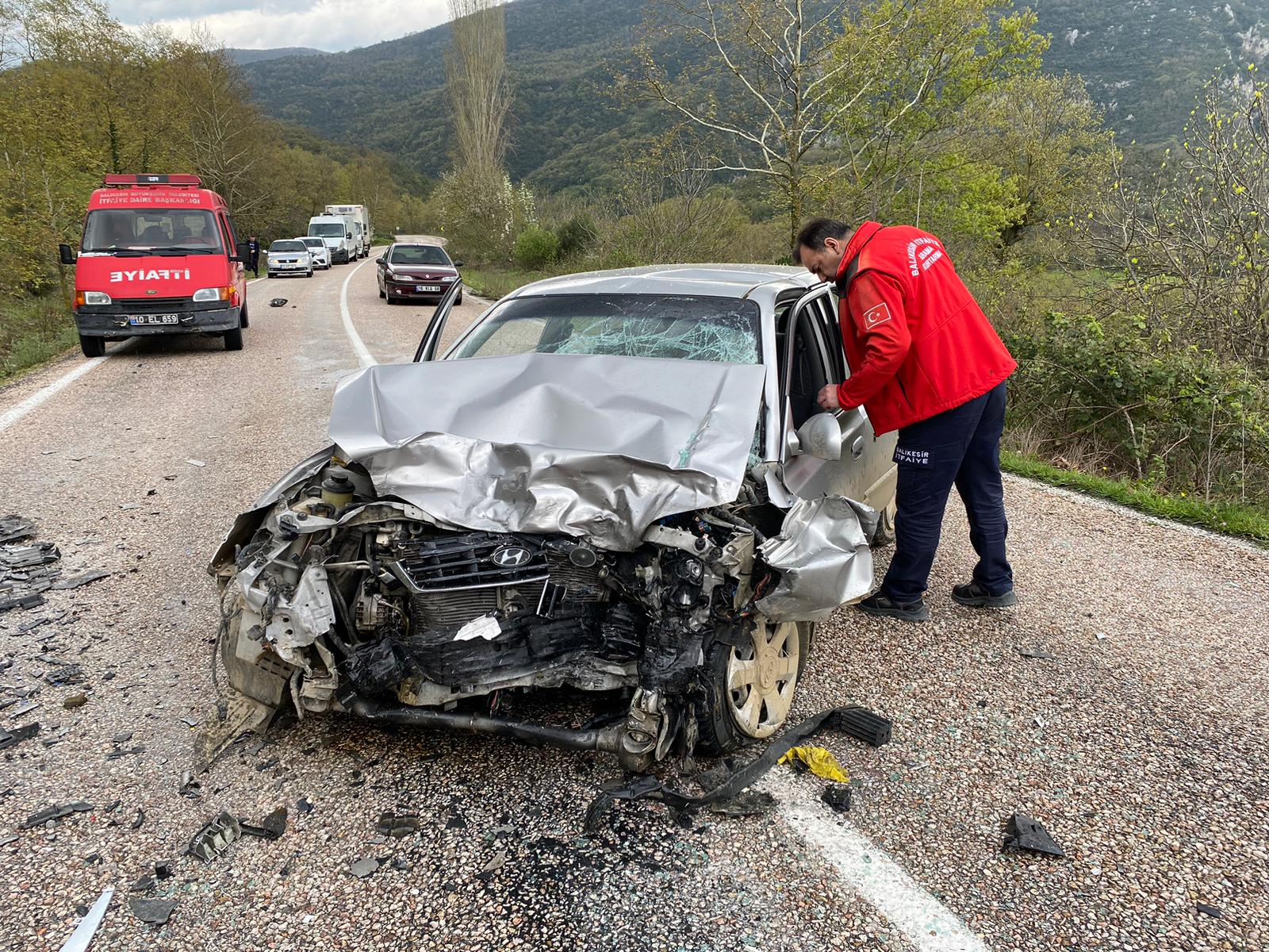 Balıkesir’in Gönen ilçesi Yenice karayolu üzerinde karasukabaklar kırsal mahallesi civarında