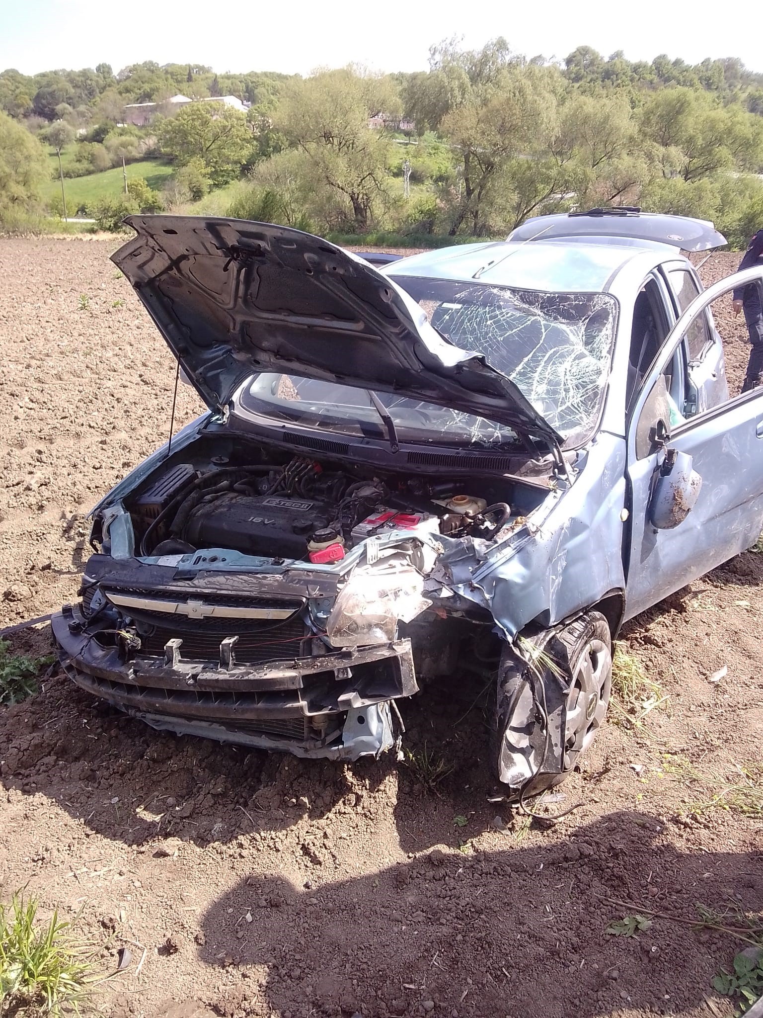 Susurluk’ta trafik kazası: 4 kişi yaralandı BALIKESİR (İHA) – Balıkesir’in Susurluk ilçesinde Aziziye virajı Mevkii’nde trafik