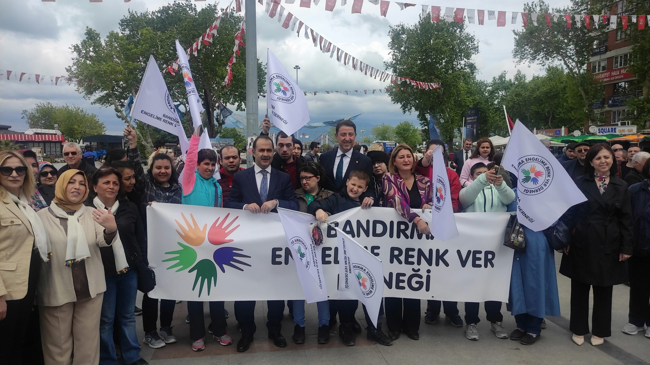 Balıkesir’in Bandırma ilçesinde 10-16 Mayıs Engelliler Haftası nedeniyle resmi tören