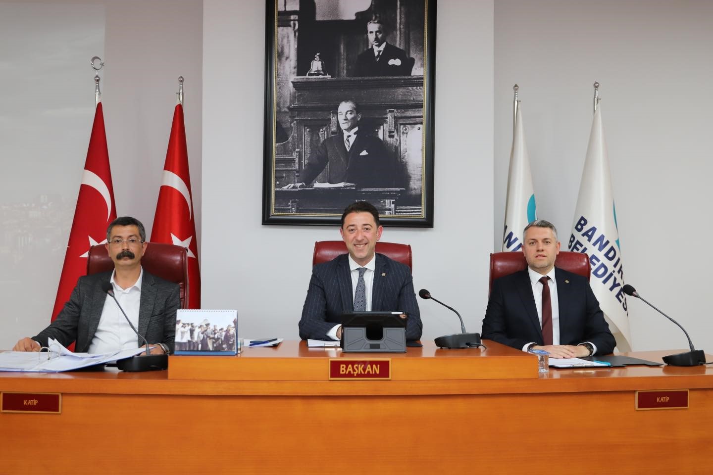 Bandırma Belediyesi’nde Afet İşleri Müdürlüğü kuruluyor Balıkesir’in Bandırma Belediye Meclisi’nin mayıs ayı olağan toplantısı gerçekleştirildi. Toplantıda,