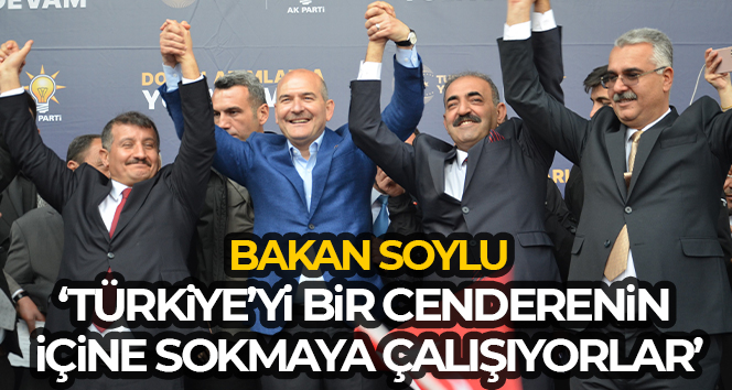 Bakan Soylu: ‘Türkiye’yi bir cenderenin içine sokmaya çalışıyorlar’ Çorum’da konuşan İçişleri Bakanı Süleyman Soylu, “Tam 12 yıldır Türkiye’yi