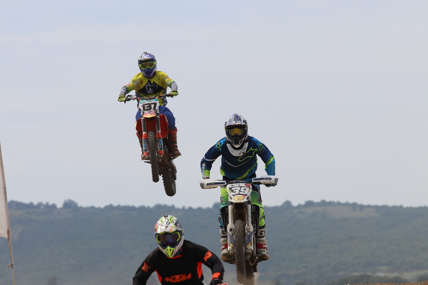 Türkiye Motokros Şampiyonası yarışları Balıkesir’in Gönen ilçesinde yapıldı. Motor sporlarının en