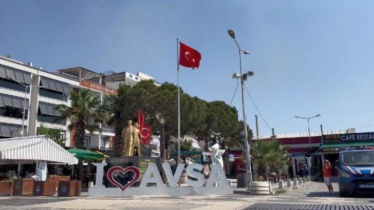 Balıkesir’in Marmara ilçesine bağlı, 3 bin nüfuslu Avşa Adası’nda tatilci