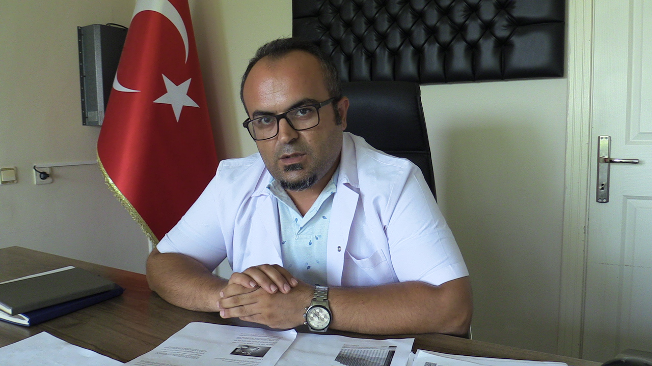 AŞIRI SICAKLARA DİKKAT Son günlerde artış gösteren hava sıcaklıklarına karşı uzmanlar, vatandaşlara uyarılarda