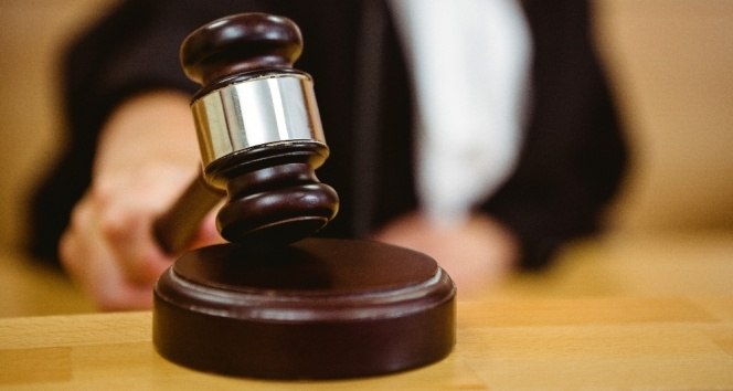 Yüksek öğrenimini sürdürmek için gittiği şehirde ev kiralamak isteyen genç,