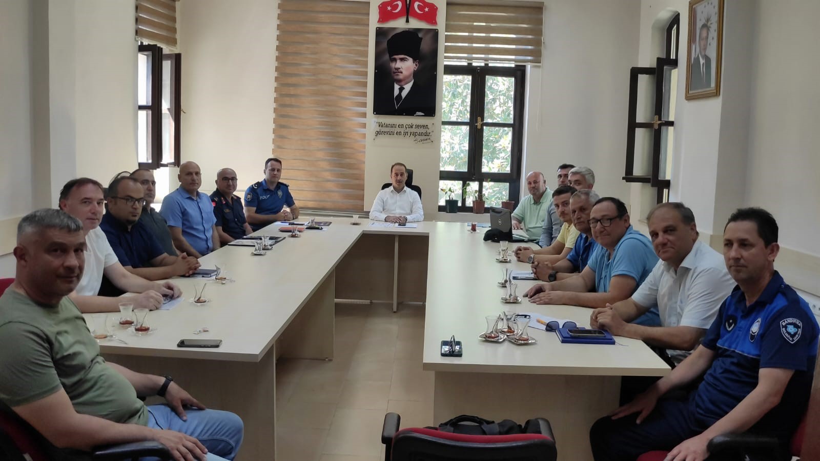 Bandırma’da ilçe spor güvenlik kurulu toplandı Balıkesir’in Bandırma ilçesinde 2023-2024 Süper Lig ve TFF 1. Lig