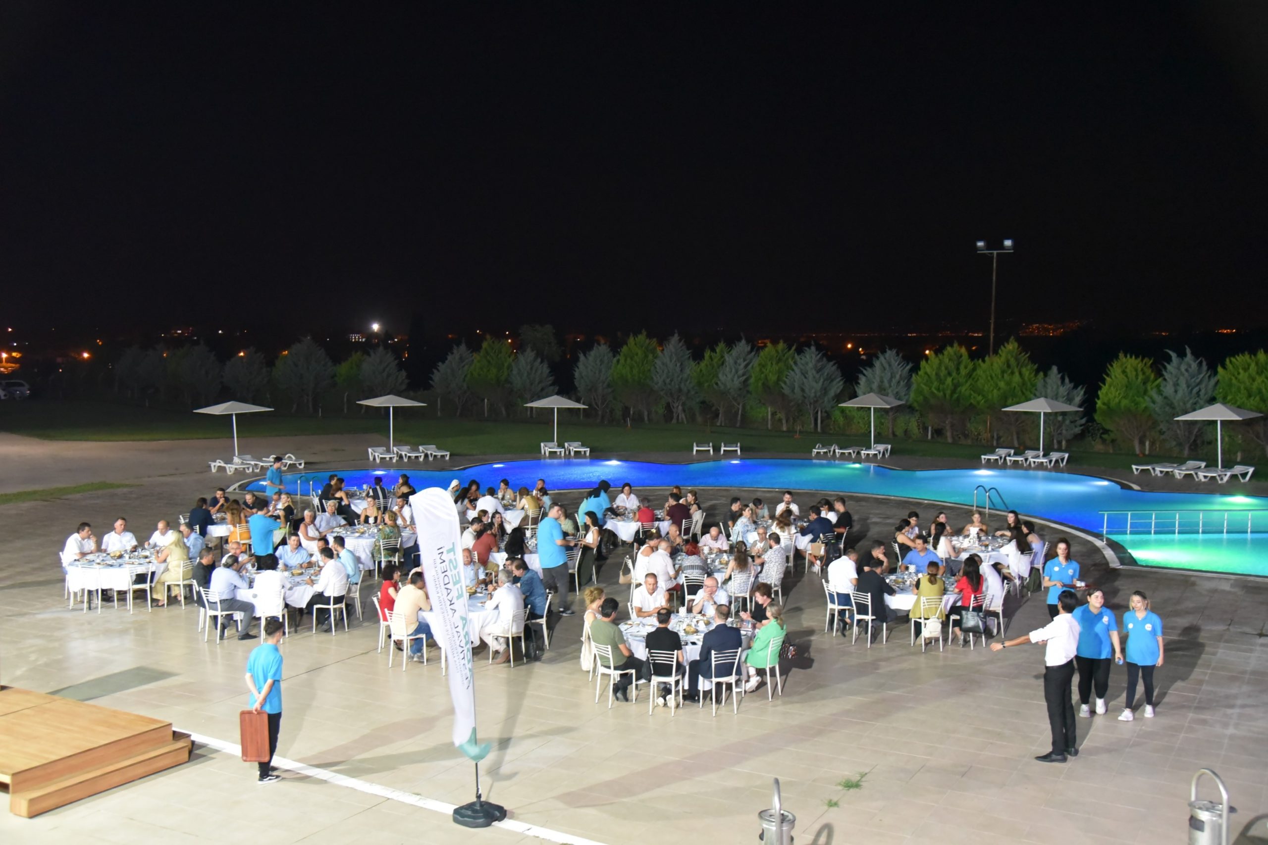 Balıkesir Üniversitesi sanatın adresi oldu Balıkesir Üniversitesi ilk kez yapılmakta olan ADRA’FEST Festival Akademi Adramytteion Klasik