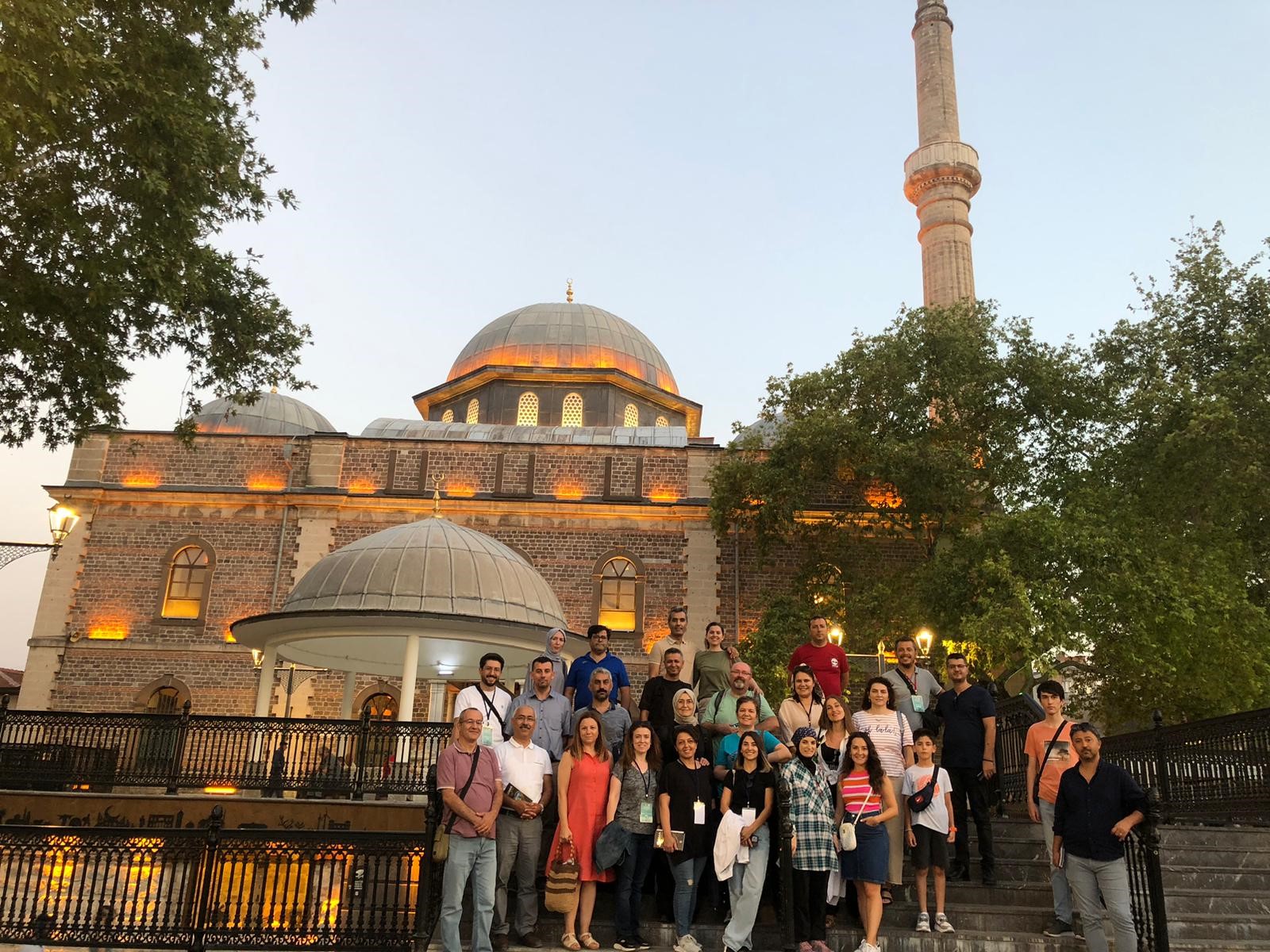 Genç araştırmacılar Balıkesir’i tanıdı Tübitak-BİDEB 2237A tarafından desteklenen ve yürütücülüğünü Prof. Dr. Fatih Satıl‘ın