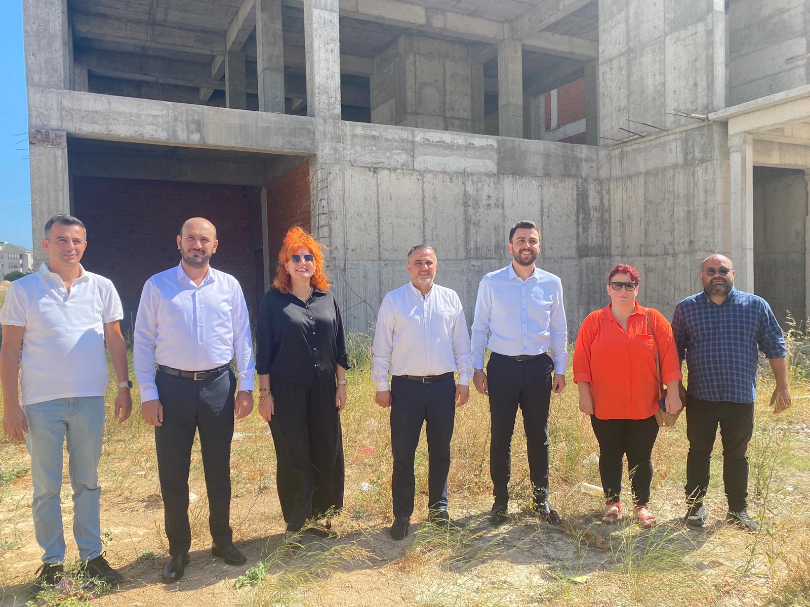 Bitmek Bilmeyen Kültür Merkezi Büyükşehir’e devroluyor AK Parti Balıkesir Milletvekili Ali Taylan Öztaylan, 25 yıldır inşaatı