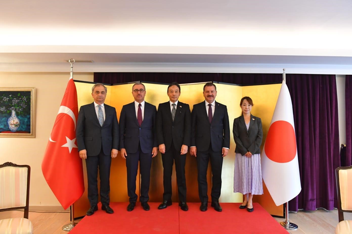 Başkan Yılmaz’ın deprem mesaisi Afet Risk Azaltma ve Atık Yönetimi Konusunda Yerel Belediyelerin Kapasite