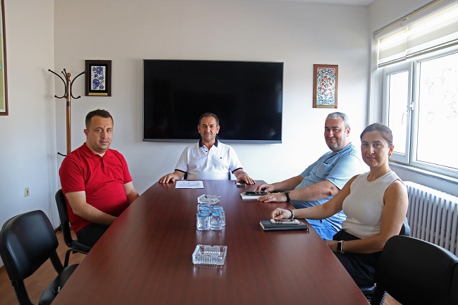 EDİNCİK ZEYTİNİ VE EDİNCİK SU ZEYTİNYAĞI ÜRÜNLERİNİN COĞRAFİ İŞARET TESCİLİ BAŞVURU SÜRECİ DEVAM EDİYOR Bandırma Ticaret Odası, yöreye ait ürünlerin haksız rekabet ile karşılaşmalarını