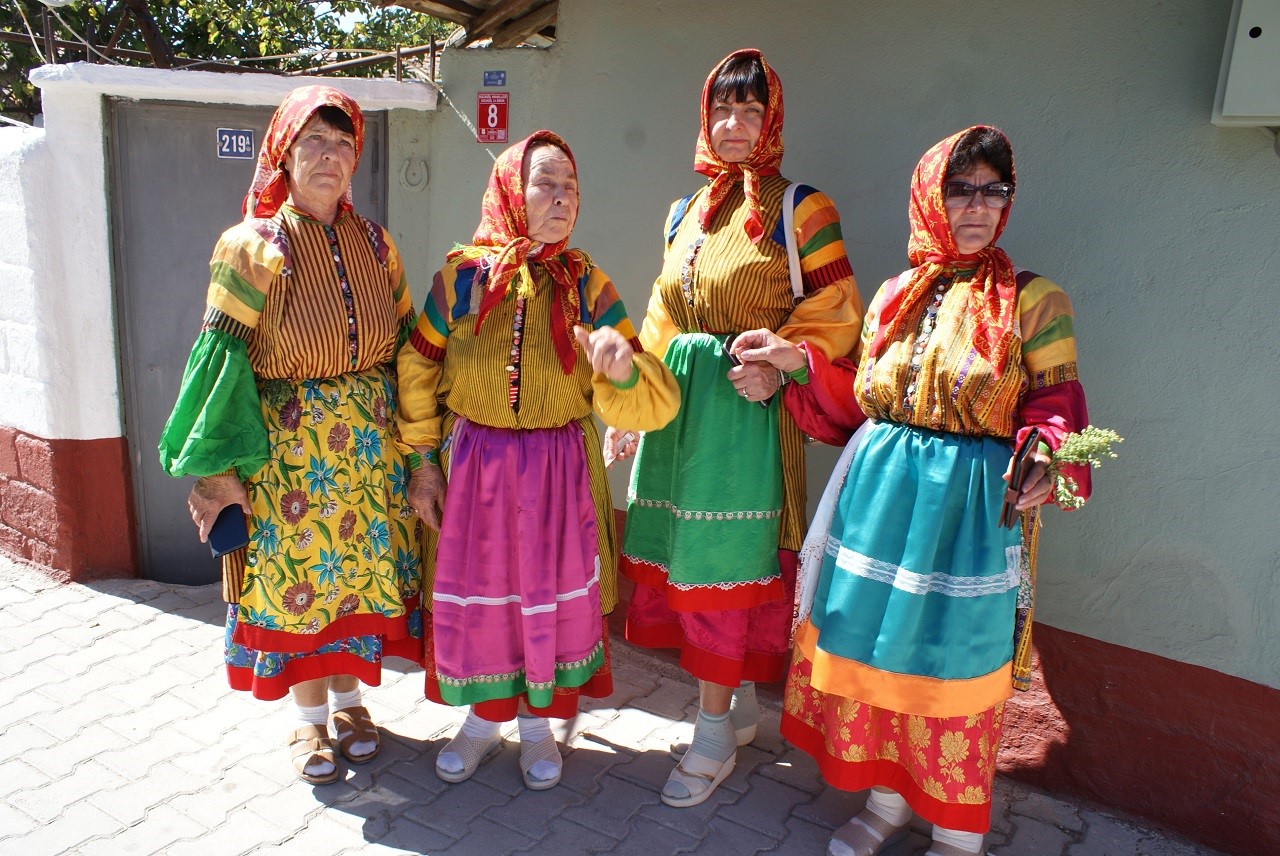 Kazaklar doğdukları Manyas’ta hasret giderdiler Yıllar önce Manyas’tan göç ederek Amerika ve Rusya’ya dönen Kazak
