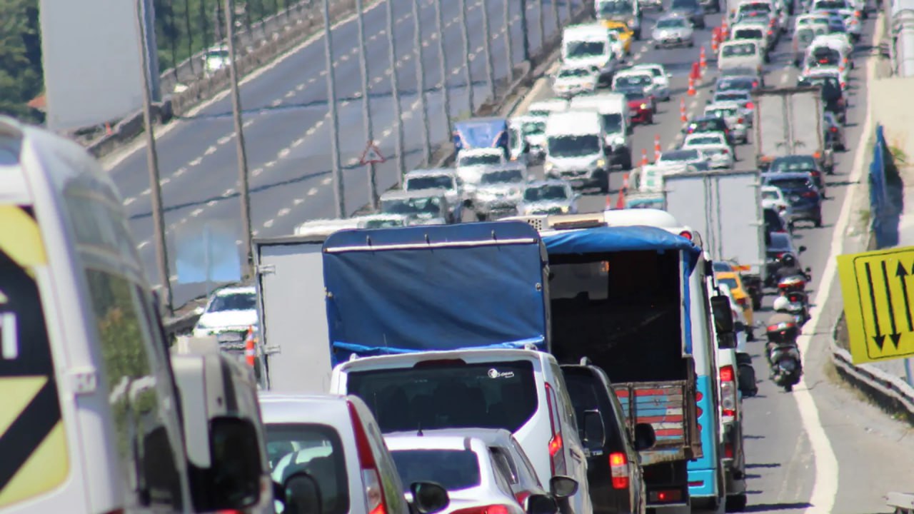 AYM’nin kararı sonrası ek MTV’nin 2. taksit ödemesi için son tarih ve gecikme faiz oranı belli oldu Anayasa Mahkemesi’nin kararı sonrası gözler Ek Motorlu Taşıtlar Vergisi’nde 2.
