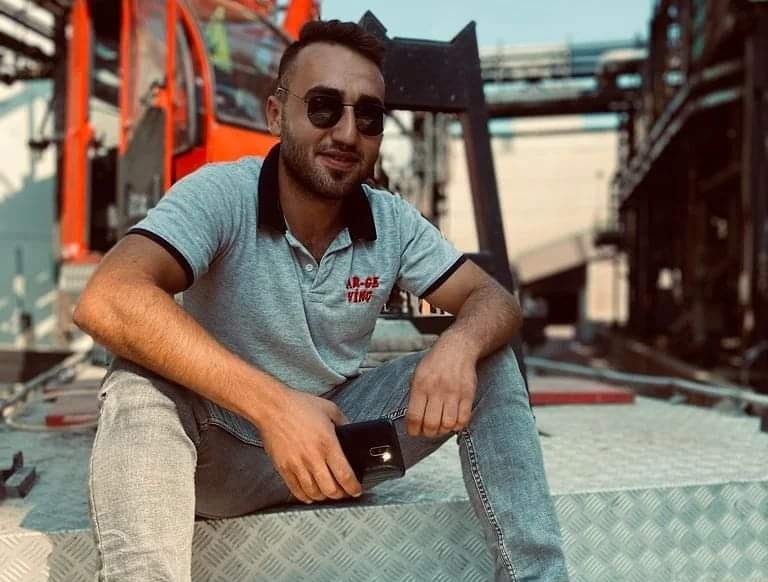 Bandırma Onyedi Eylül Üniversitesi Kampüsünde iş kazasında 1 kişi yaşamını yitirdi. Balıkesir’in Bandırma ilçesinde Bandırma Onyedi Eylül Üniversitesi Kampüsü Spor Bilimleri