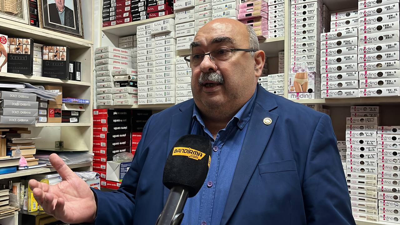 BANDIRMALI ESNAFIN DURUMU VAHİM Bandırma Tuhafiye, Manifatura ve Kırtasiyeciler Esnaf Odası Başkanı Adnan Gemici, esnafın