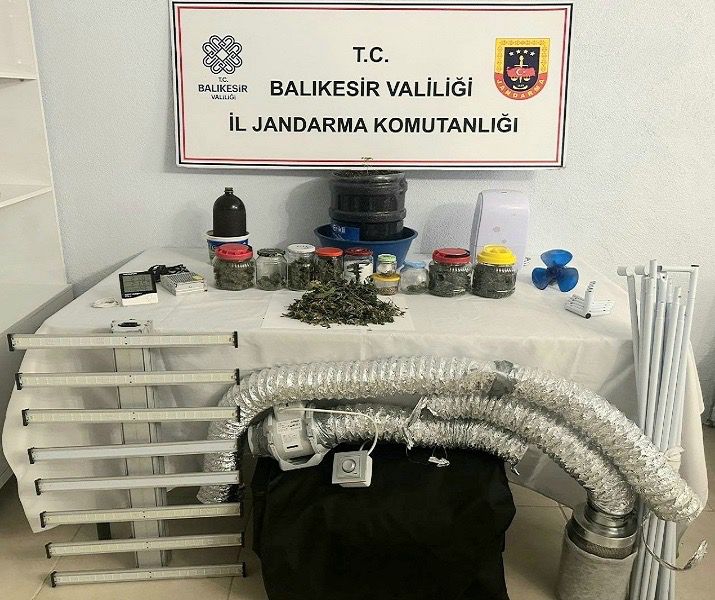 Balıkesir’in Gönen ilçesinde uyuşturucu madde imal ve ticareti yaptığı tespit