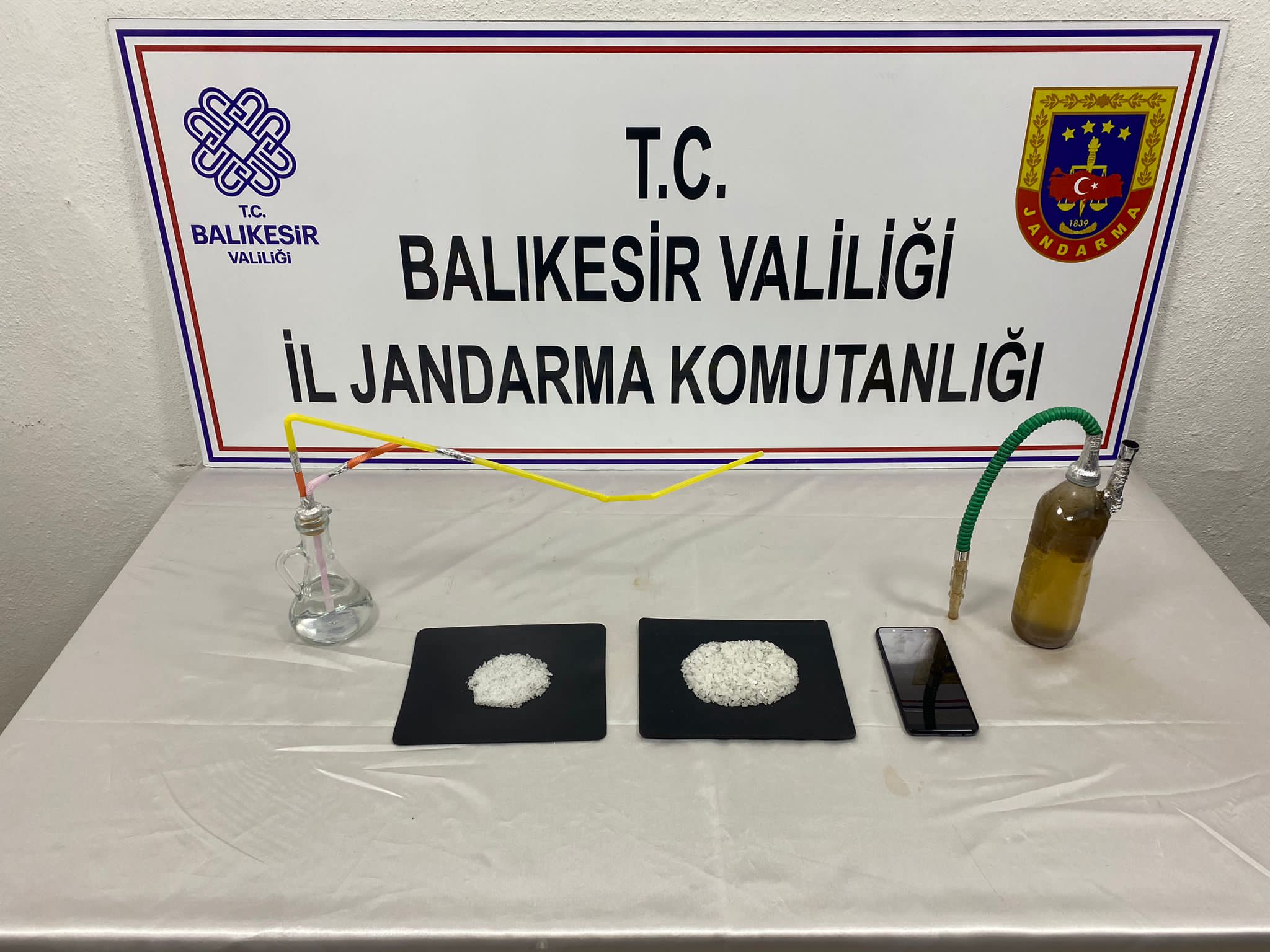 Balıkesir’in Bandırma ilçesinde Uyuşturucu veya Uyarıcı Madde İmal ve Ticareti