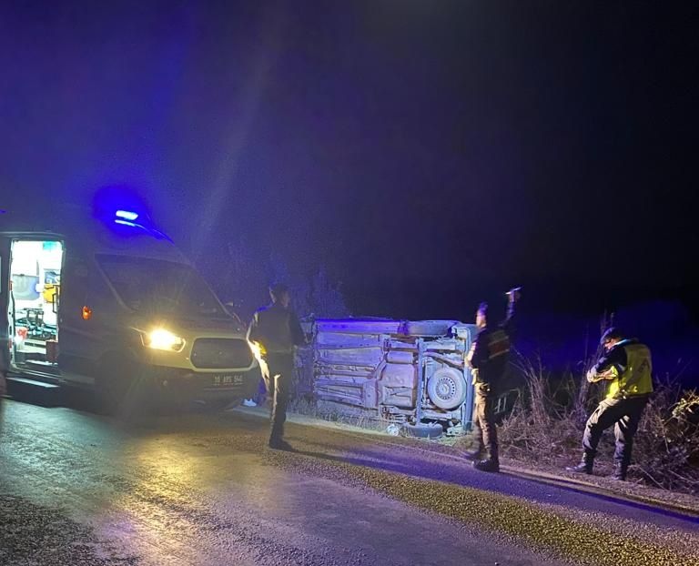 Balıkesir’in Gönen ilçesinde kamyonet ile traktör kazasında 1 kişi öldü