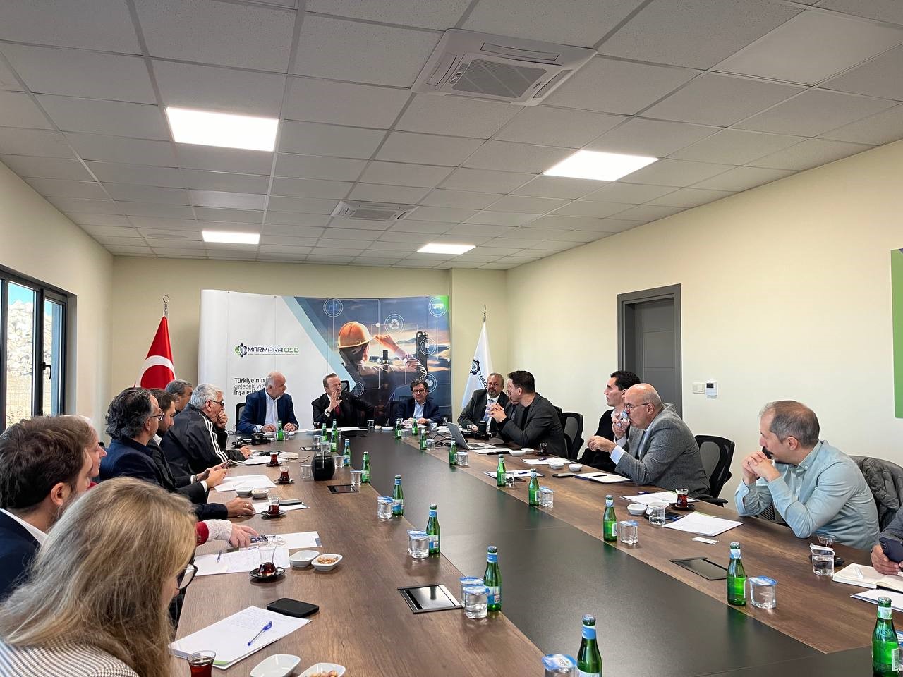 Marmara OSB’ye Türkiye’nin ilk OSB Yeşil Hidrojen Ar-Ge ve Üretim Merkezi kuruluyor Marmara Organize Sanayi Bölgesi ve Yeşil Hidrojen Üreticileri Derneği (H2DER)