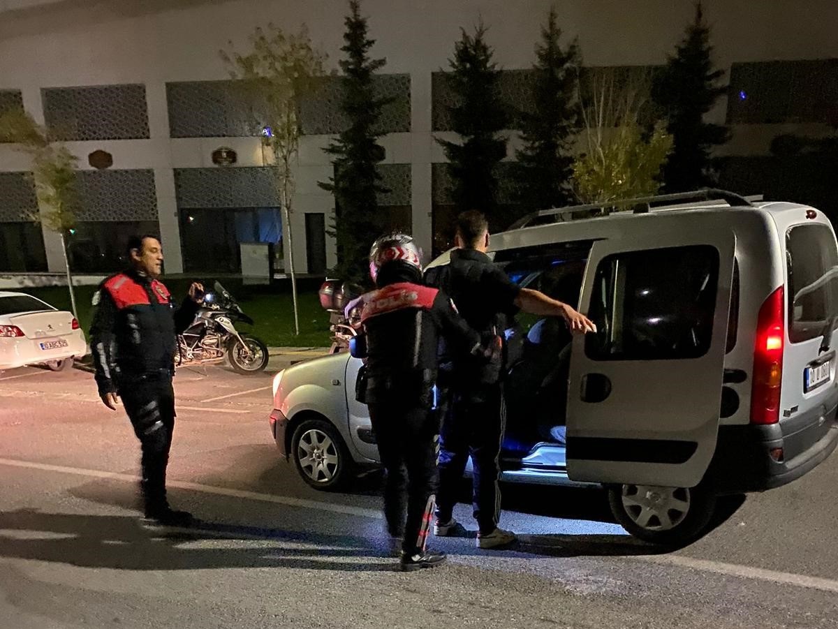 Balıkesir İl Emniyet Müdürlüğü Asayiş Şube Müdürlüğüne bağlı ekipler, çeşitli suçlara