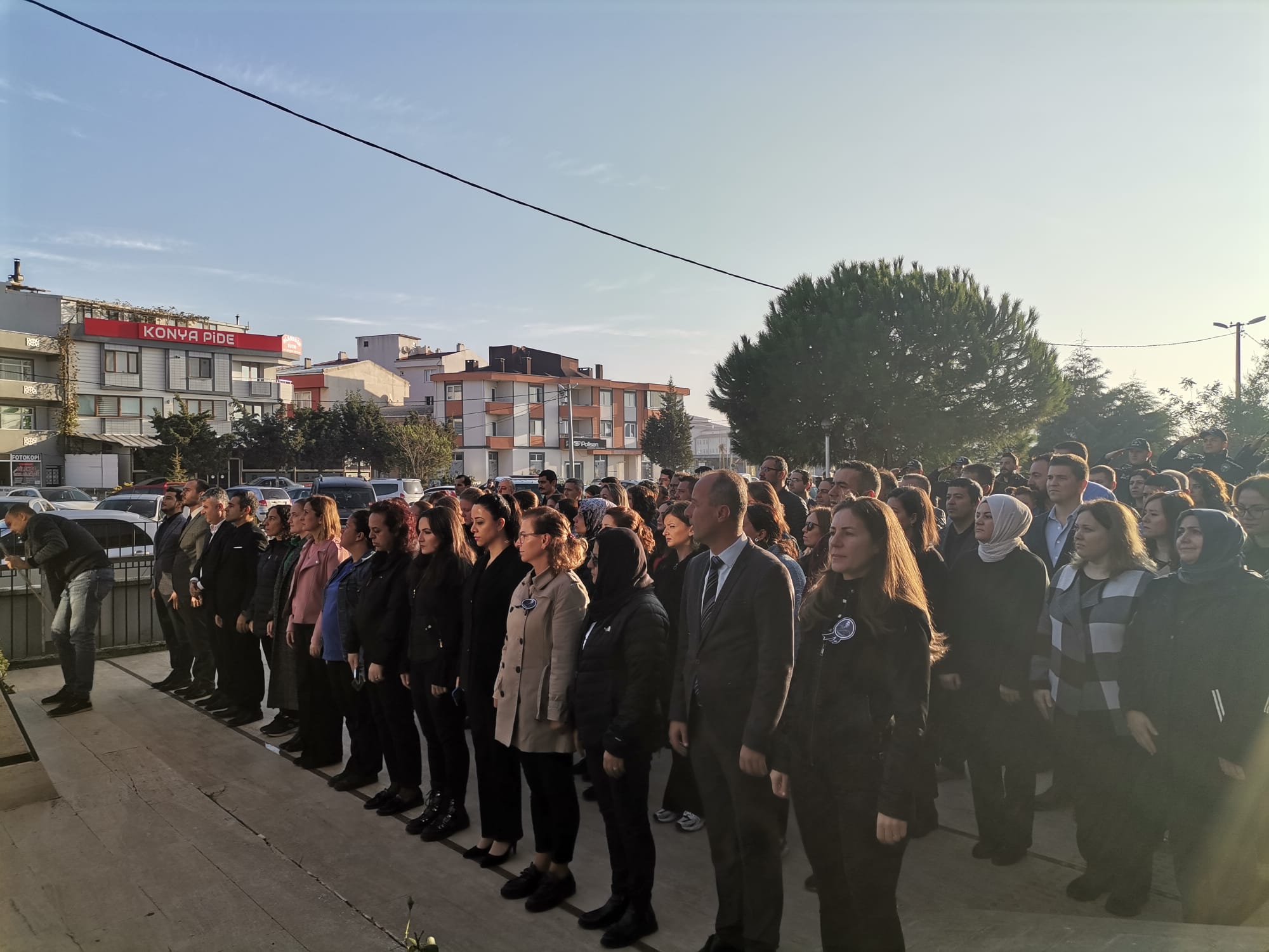 ULU ÖNDER ATATÜRK BANDIRMA ADLİYESİ’NDE ANILDI Türkiye Cumhuriyeti’nin Kurucusu Gazi Mustafa Kemal Atatürk ebediyete intikal edişinin