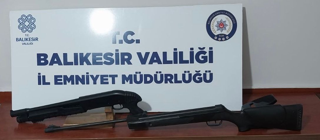 Balıkesir’in Bandırma ilçesinde 2 aile arasında sözlü kavga yüzünden pompalı