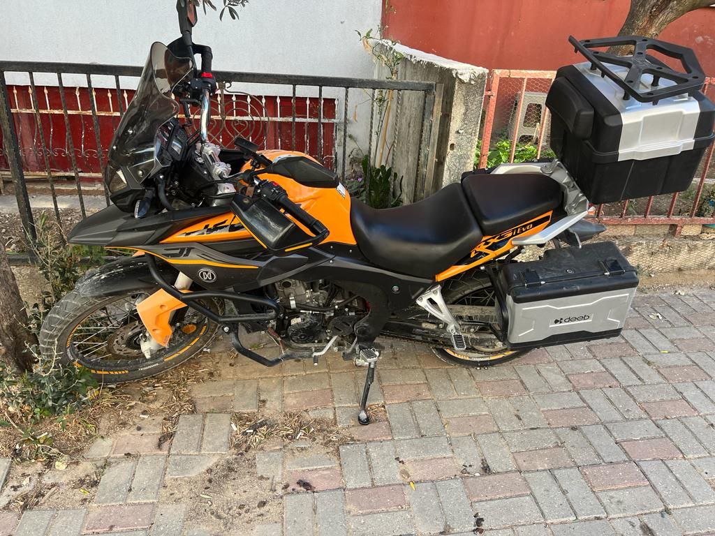 Balıkesir’in Bandırma ilçesinde motosiklet hırsızlığı yapan şahıs yapılan operasyonda yakalanarak