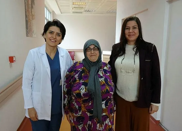 Balıkesir’de, yürüme ve hareket etmede güçlük çeken 130 kilo ağırlığındaki Sema