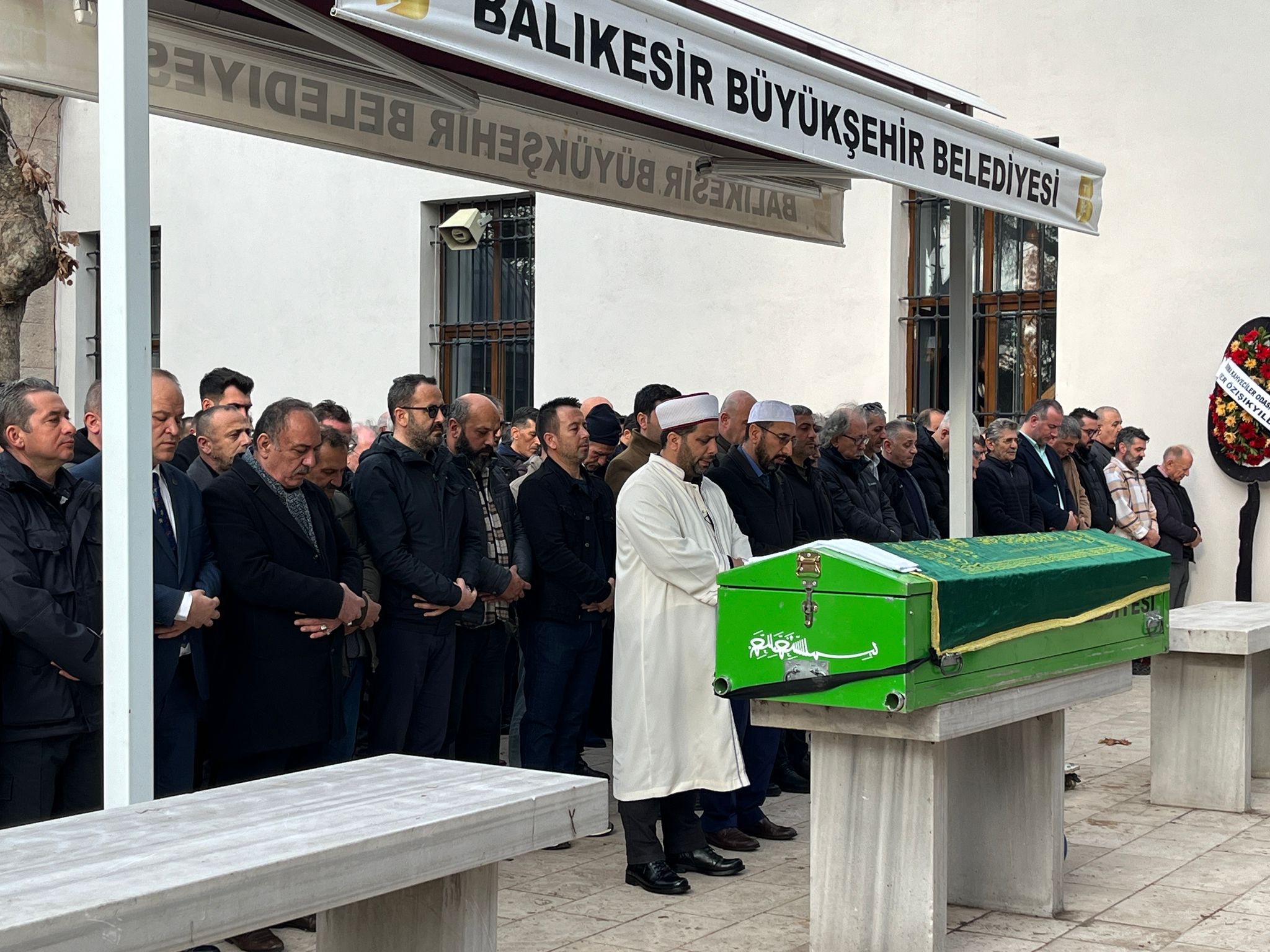 YURTTAŞ BAKKAL SON YOLCULUĞUNA UĞURLANDI Bandırma’da yıllarca esnaflık yapan Önceki dönem Mhp Bandırma ilçe Başkanı