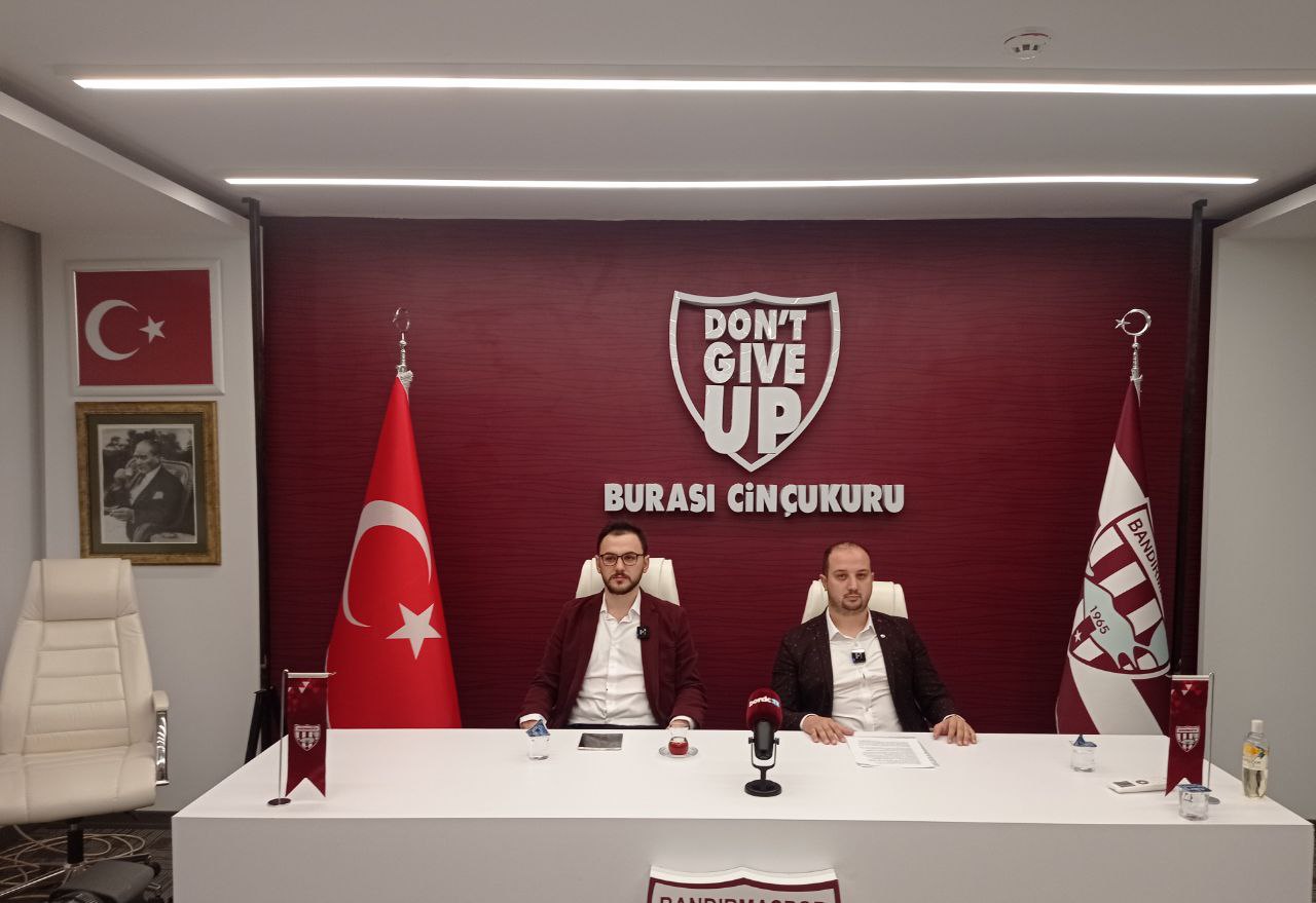 TEKSÜT BANDIRMASPOR YÖNETİMİ TUZLASPOR MAÇININ ARAŞTIRILMASINI İSTİYOR Teksüt Bandırmaspor, Basın Sözcüleri; Ceyhun Cihat Yıldırım ve Mert Özmen