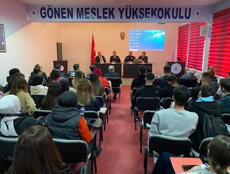 Onyedi Eylül Üniversitesi Gönen Meslek Yüksekokulu’nda geniş katılımlı “Kariyer Günleri”