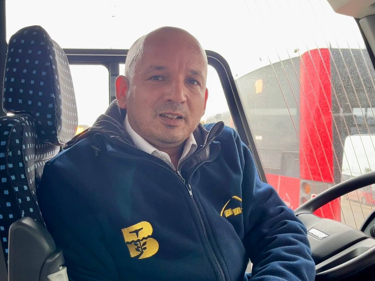 Bandırma Ulaşım A.Ş. Şoförlerinden Emre İnan, toplu ulaşım araçlarını kullanan