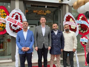 “Safir Vip Beauty” güzellik ve bakım konusunda, alanında uzman personelleri