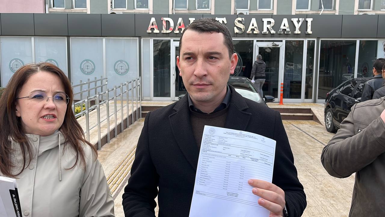 Bandırma Belediyesi İnsan Kaynakları Şirketi Genel Müdürü Metehan Turan, bir