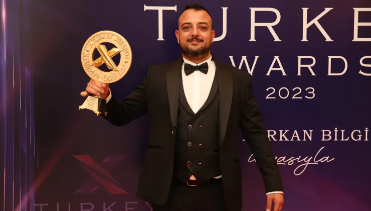 BAŞARILI İŞADAMI HAYIRSEVERLİĞİ İLE ÖN PLANA ÇIKIYOR Bandırma merkezli iş yeri Kuaför ve Güzellik Merkezi olan iş