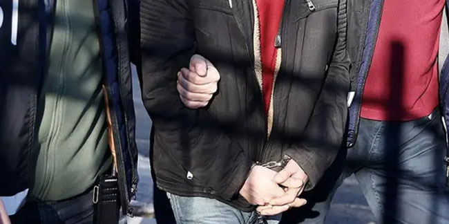 Bandırma’da uyuşturucu operasyonunda 2 kişi yakalandı Balıkesir’in Bandırma ilçesinde motosikletli polis timleri tarafından yapılan operasyonda 2