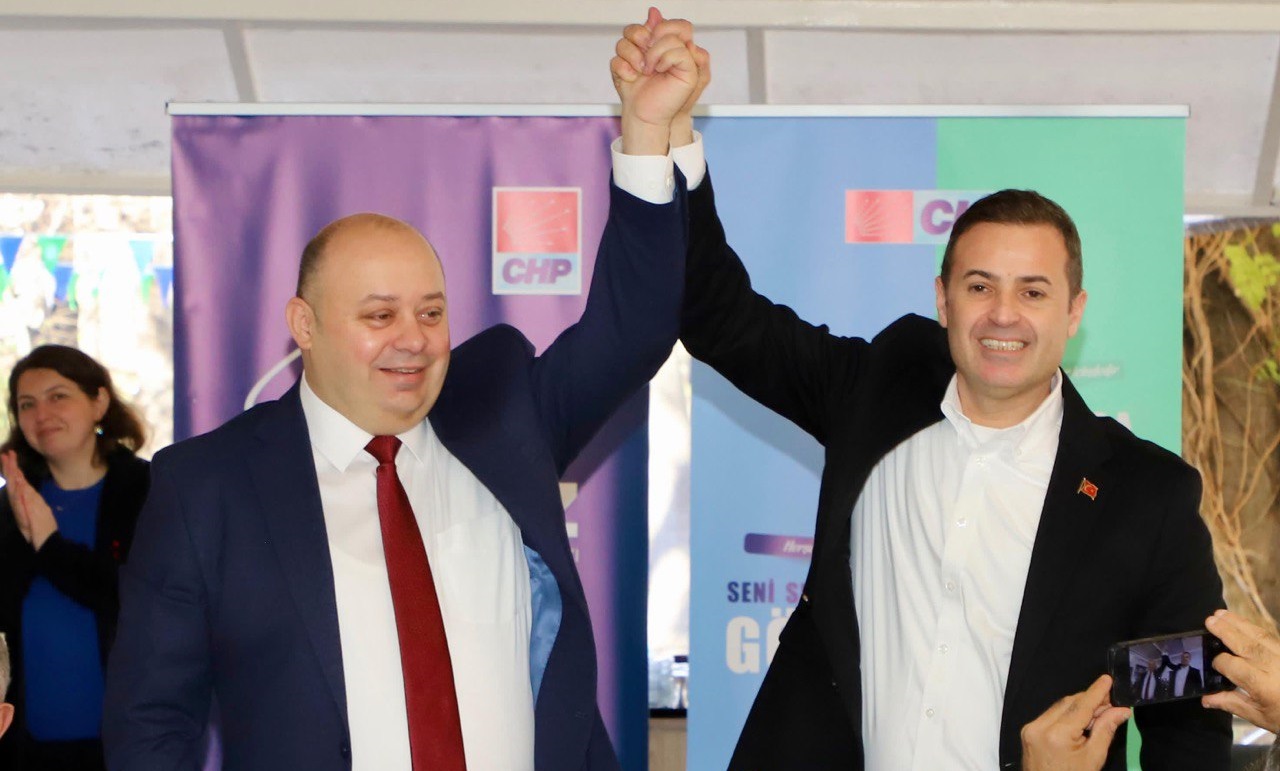 AHMET AKIN GÖNEN’DE KONUŞTU; “BALIKESİR TÜRKİYE’NİN PARLAYAN YILDIZI OLACAK” CHP Balıkesir Büyükşehir Belediye Başkan Adayı Ahmet Akın, Gönen’de gazetecilerle