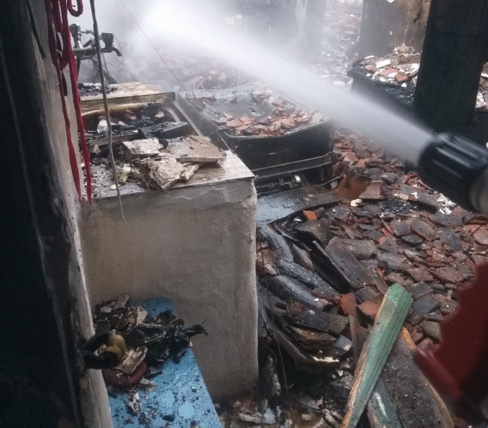 Gönen’de yangında 1 kişi hayatını kaybetti Balıkesir’in Gönen İlçesi, Bostancı Kırsal Mahallesinde meydana gelen ev yangınında