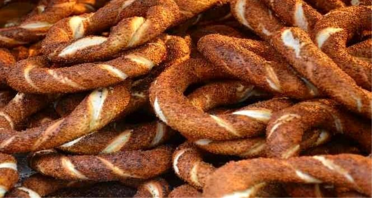 Balıkesir’de 100 gramı 10 TL’den satılan simidin fiyatı 12,5 TL