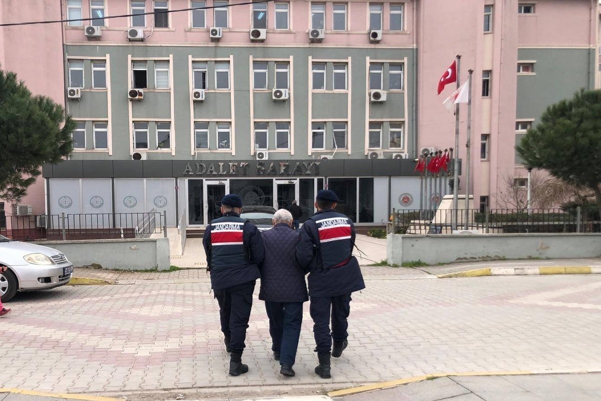 Balıkesir’in Bandırma ilçesinde terör örgütü üyesi olan 1 şüpheli düzenlenen